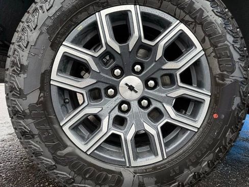 New 2026 Chevrolet Colorado Z71 w/ Z71 Convenience Package 2 AWD/4WD image 12