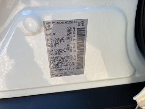 Used 2016 Nissan Rogue S image 19