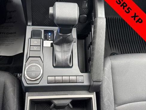 Certified 2025 Toyota Tacoma SR5 image 21