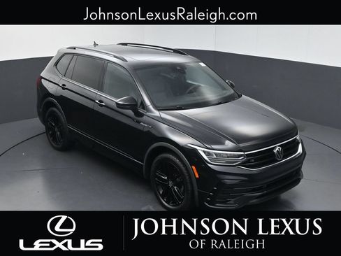 Used 2022 Volkswagen Tiguan SE R-Line AWD/4WD image 22