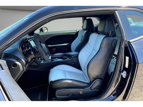 Used 2023 Dodge Challenger SRT Hellcat RWD image 34