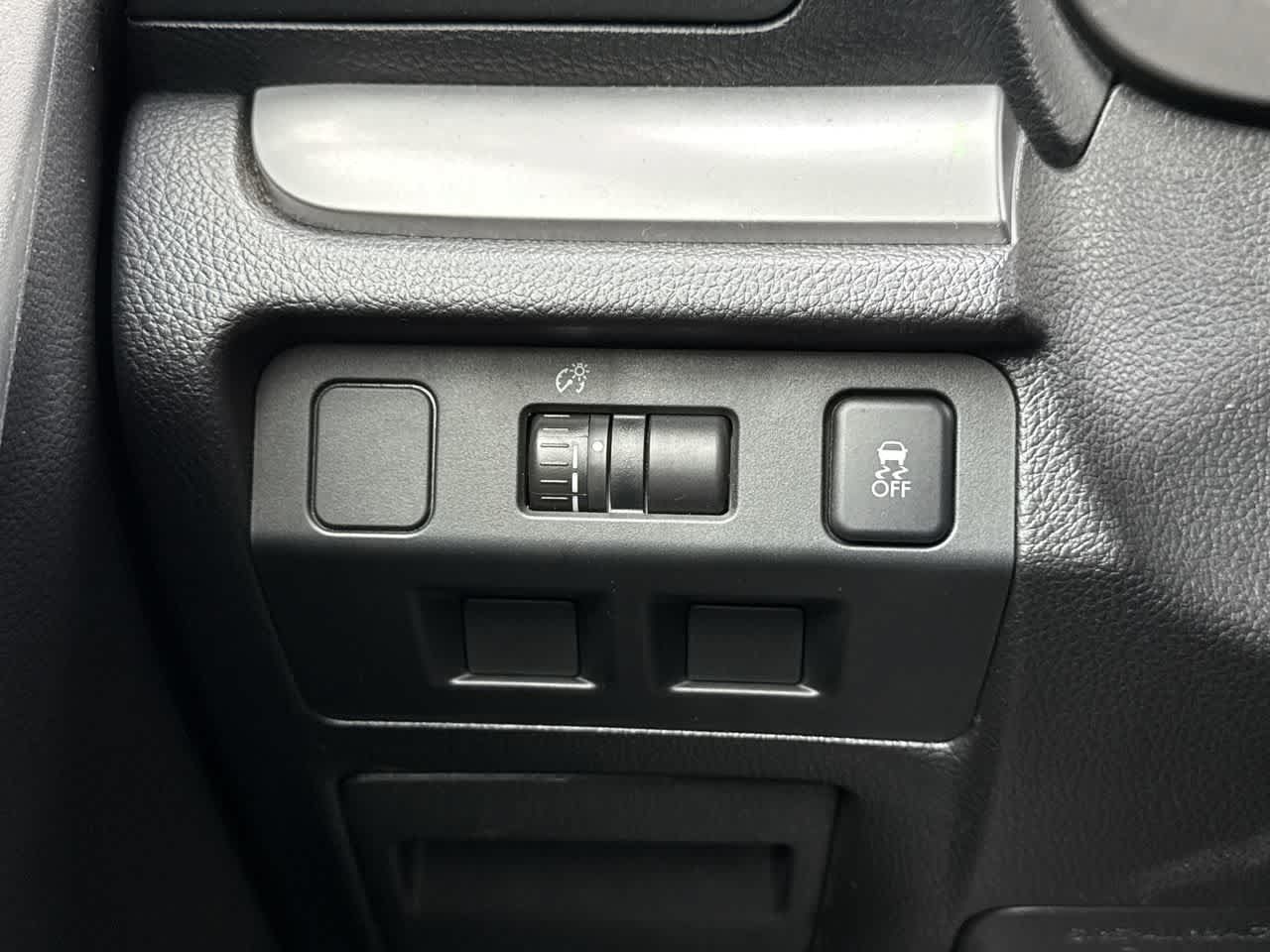 Used 2014 Subaru Forester 2.5i AWD/4WD image 20
