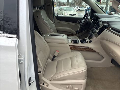 Used 2016 GMC Yukon XL Denali w/ Open Road Package image 6