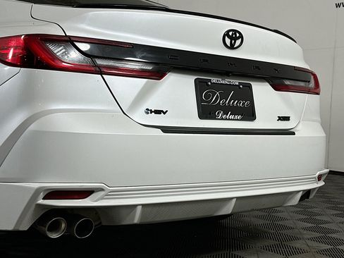 Used 2025 Toyota Camry XSE FWD image 27