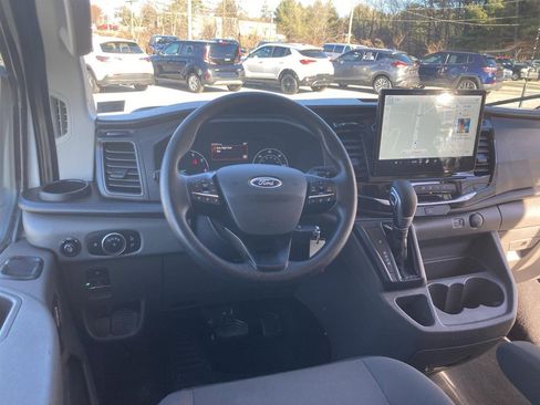 Used 2023 Ford Transit 350 XLT image 6
