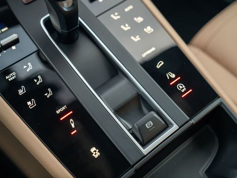 New 2026 Porsche Macan S AWD/4WD image 21