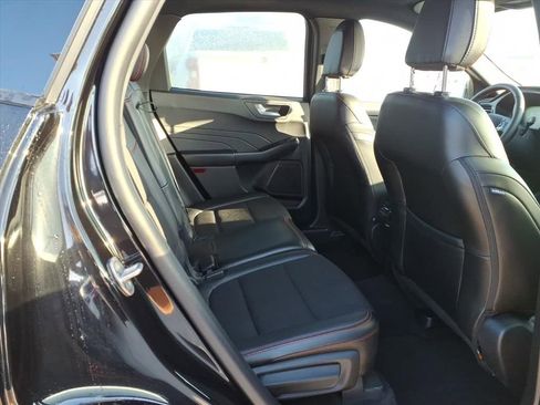 Used 2025 Ford Escape ST-Line image 15