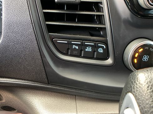 Used 2021 Ford Transit 150 148 Medium Roof AWD image 15