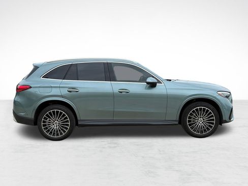 Used 2026 Mercedes-Benz GLC 300 image 8