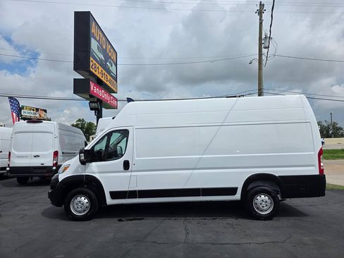 Used 2023 RAM ProMaster 3500 w/ Lane Management Group FWD image 4