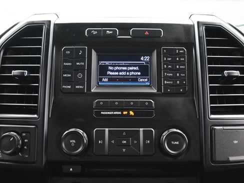 Used 2015 Ford F150 XL w/ Equipment Group 101A Mid image 31