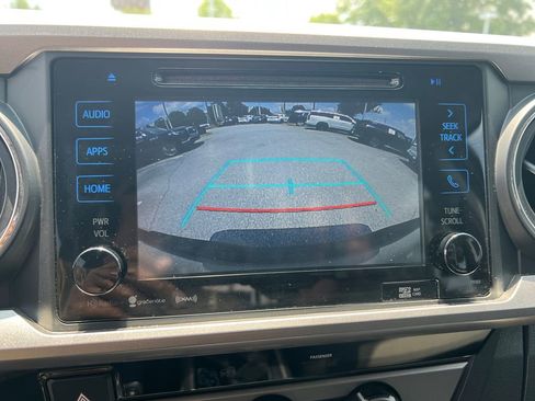 Used 2017 Toyota Tacoma SR5 w/ Tow Package RWD image 20