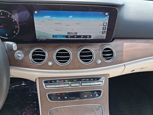 Used 2023 Mercedes-Benz E 350 4MATIC Sedan image 20