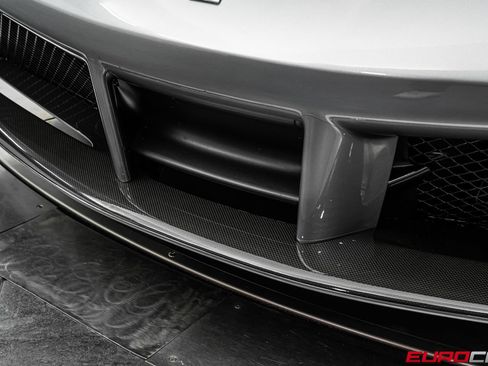 Used 2018 Ferrari 488 Spider RWD image 16