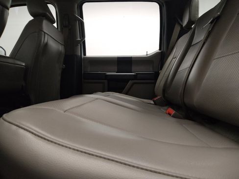 Used 2019 Ford F150 XL w/ Equipment Group 101A Mid AWD/4WD image 18