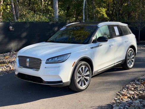 Used 2022 Lincoln Corsair Reserve w/ Elements Package image 1