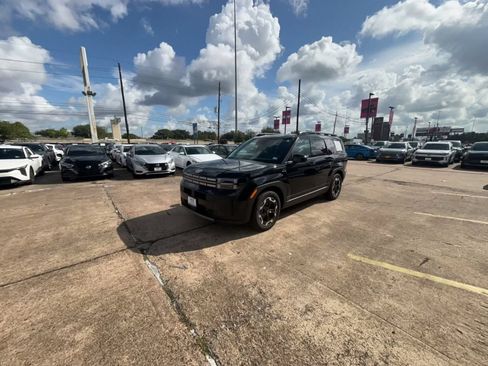 Used 2026 Hyundai Santa Fe SEL FWD image 6