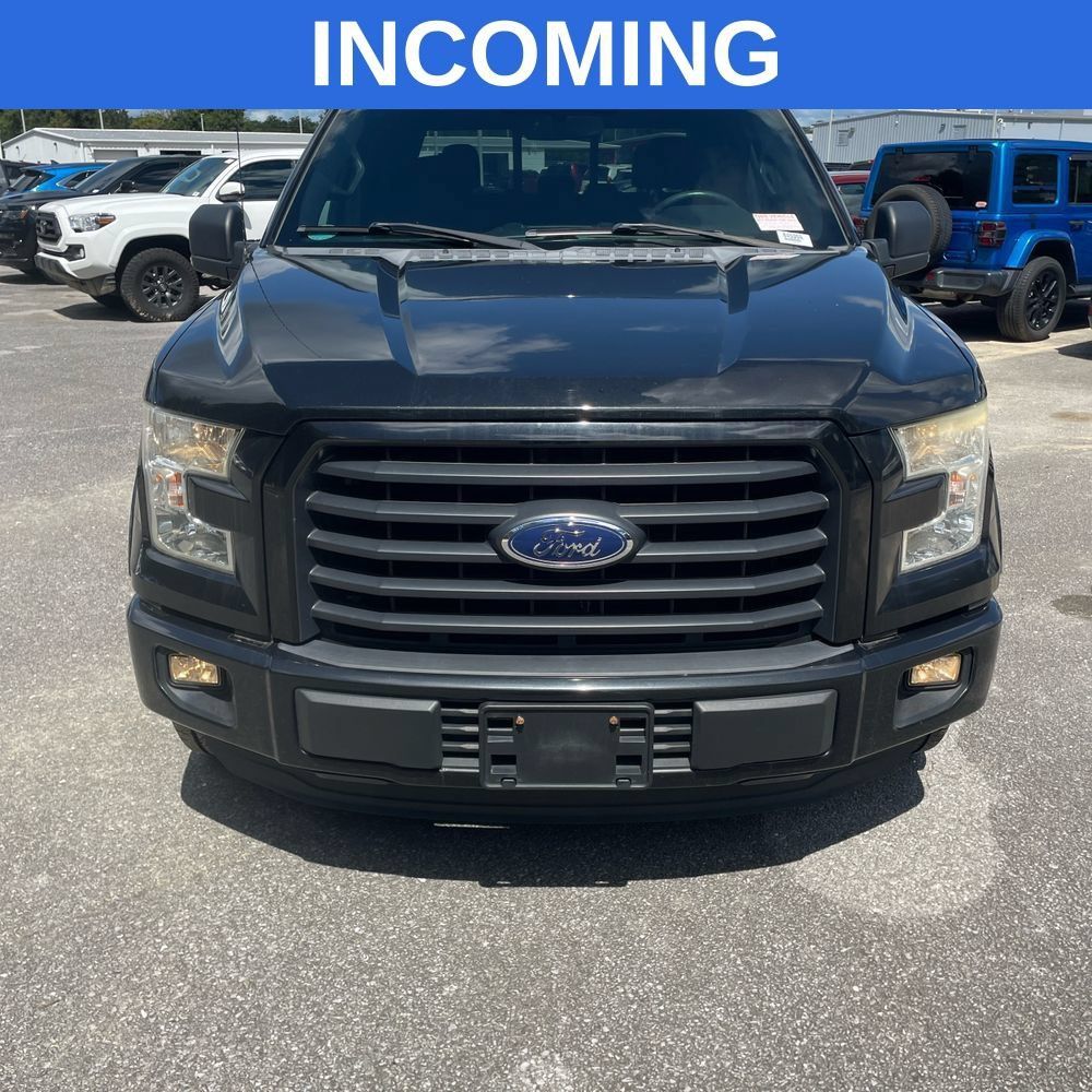 Used 2015 Ford F150 XLT w/ Equipment Group 302A Luxury RWD image 3