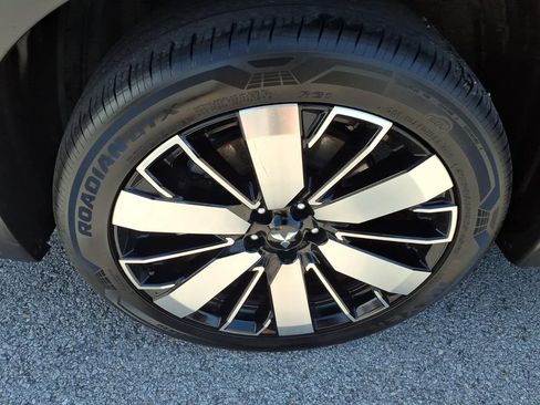 Used 2025 Mitsubishi Outlander SE FWD image 5