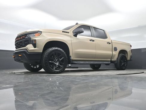 Used 2022 Chevrolet Silverado 1500 Custom Trail Boss w/ LPO, Dark Essentials Package AWD/4WD image 26