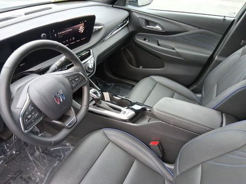 Used 2025 Buick Envista Sport Touring FWD image 15