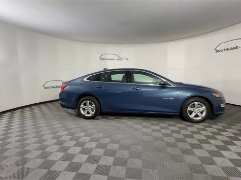 Used 2024 Chevrolet Malibu LT image 9
