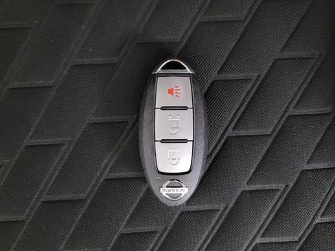 Used 2021 Nissan Kicks S FWD image 32