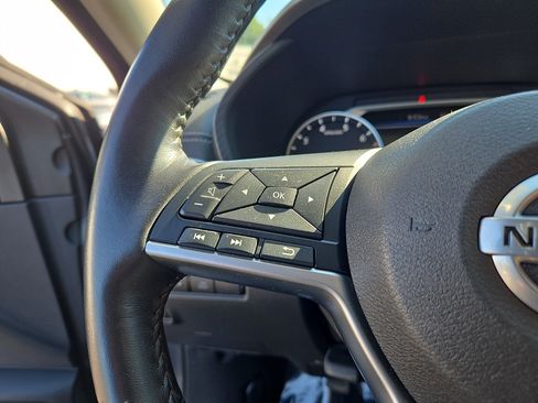 Used 2020 Nissan Sentra SV FWD image 20