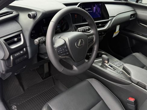 New 2026 Lexus UX 300h AWD w/ Accessory Package (2T) image 4