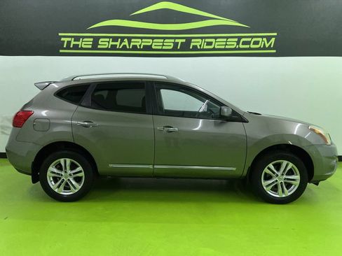 Used 2012 Nissan Rogue SV AWD/4WD image 11