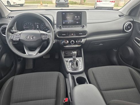 Used 2023 Hyundai Kona SEL image 14