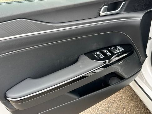 New 2025 Kia K5 GT-Line w/ GT-Line Premium Package image 10