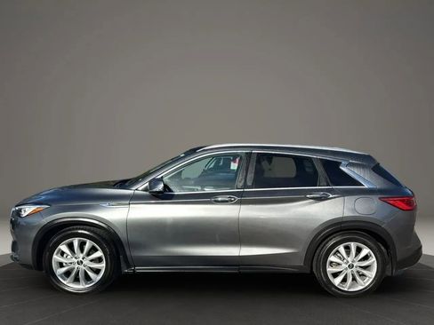 Used 2019 INFINITI QX50 Essential w/ Premium Heat Package AWD/4WD image 3