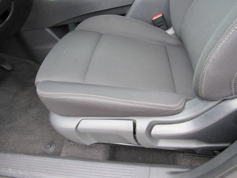 Used 2024 Nissan Rogue S AWD/4WD image 22