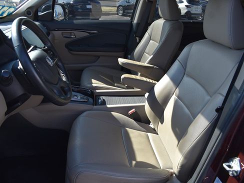 Used 2022 Honda Pilot Touring image 25