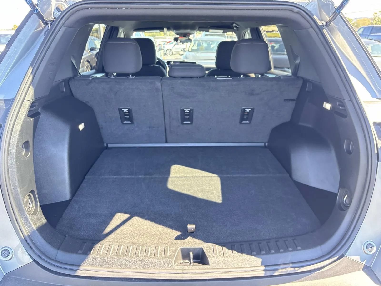 Used 2025 Chevrolet Equinox LT FWD image 18