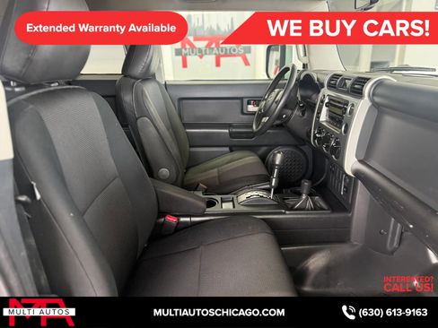 Used 2010 Toyota FJ Cruiser Sport Utility 2D image 8