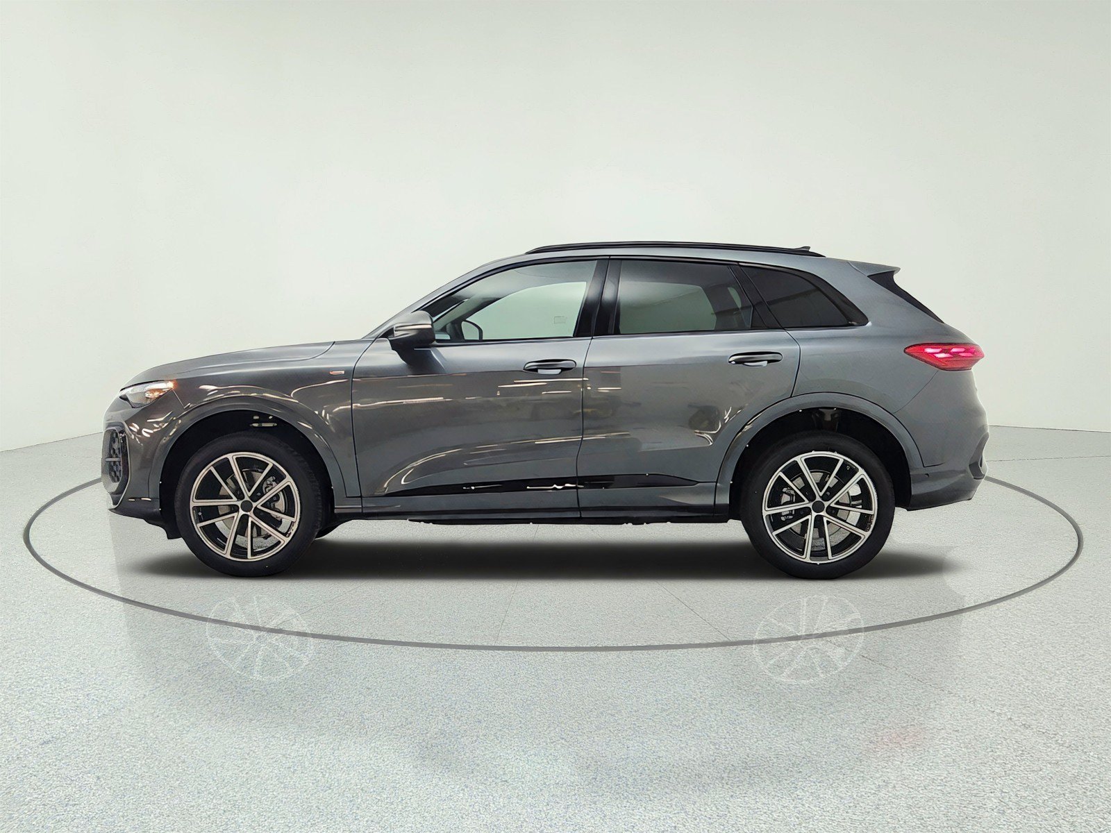 New 2026 Audi Q5 Premium Plus AWD/4WD image 8