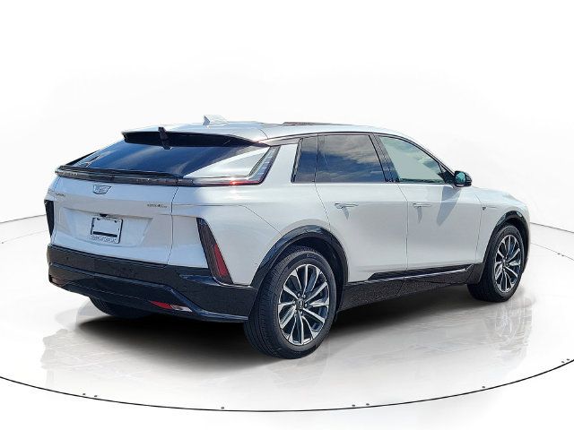 Used 2024 Cadillac Lyriq Sport w/ LPO, Floor Liner Package AWD/4WD image 3