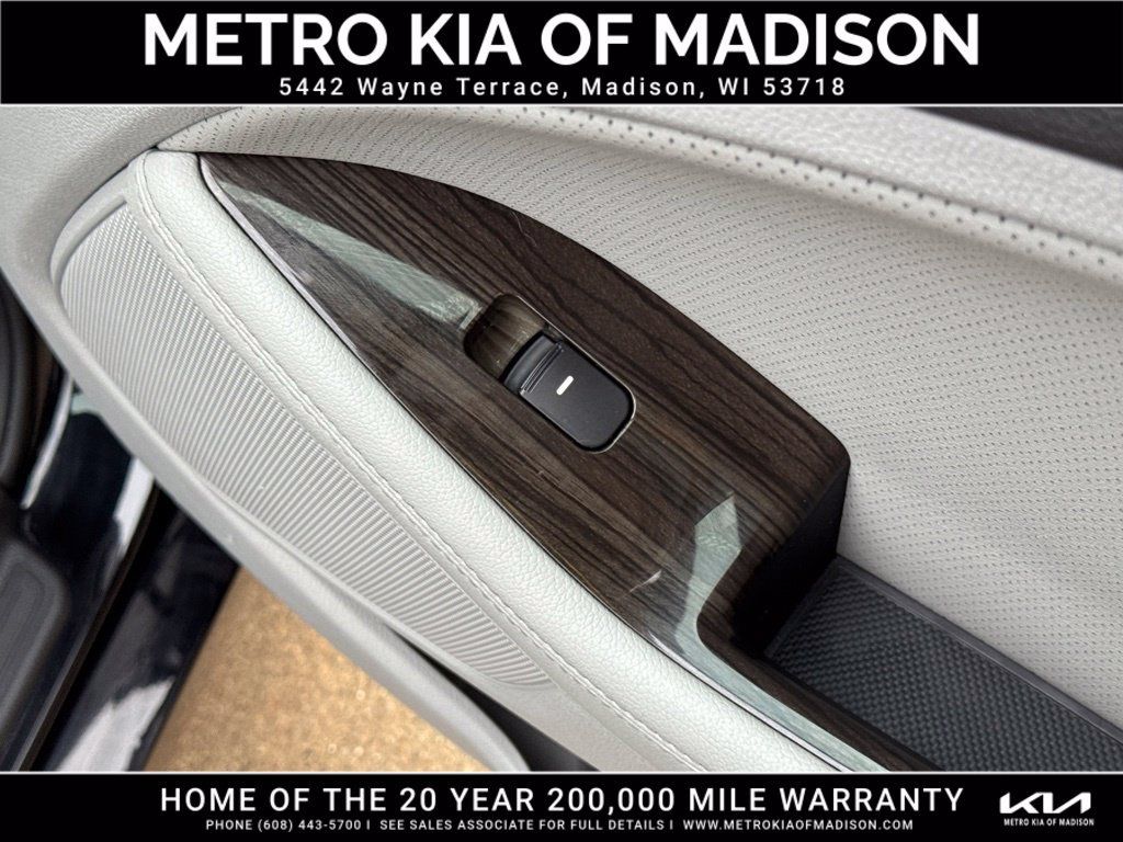 Used 2013 Kia Optima EX FWD image 35