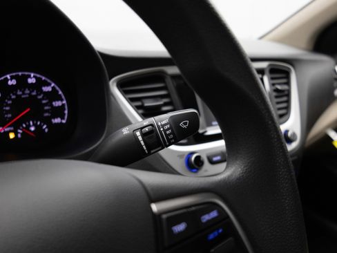 Used 2022 Hyundai Accent SE image 35