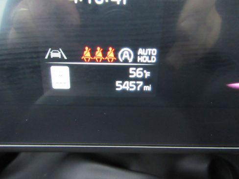 Used 2025 Kia Sportage EX image 31