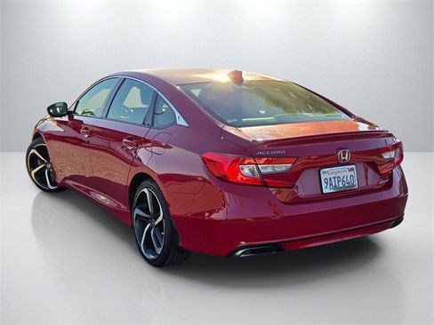 Used 2018 Honda Accord Sport image 8