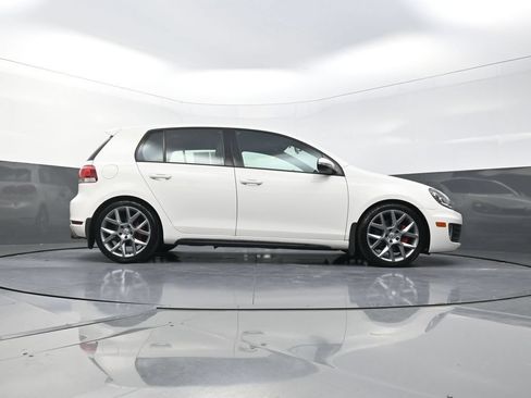 Used 2013 Volkswagen Golf 4-Door FWD image 30