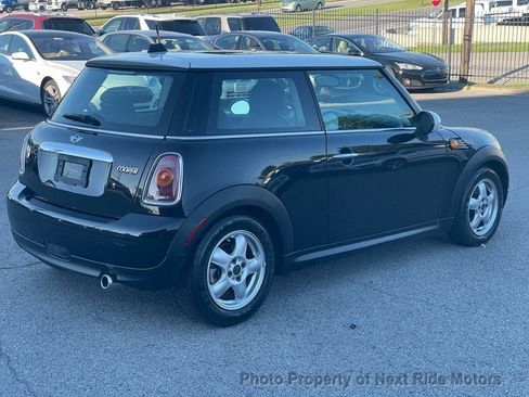 Used 2010 MINI Cooper Hardtop FWD image 6