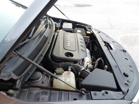 Used 2016 Chrysler 200 Limited w/ Convenience Group image 15