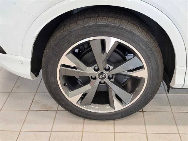 New 2024 Audi Q4 e-tron Premium Plus AWD/4WD image 9