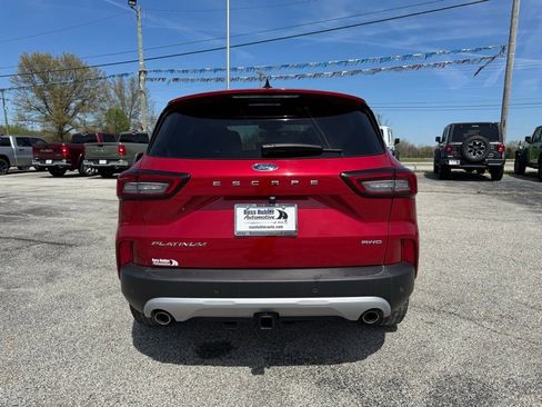 Used 2024 Ford Escape Platinum w/ Premium Technology Package image 4