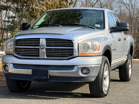 Used 2006 Dodge Ram 1500 Truck SLT image 21