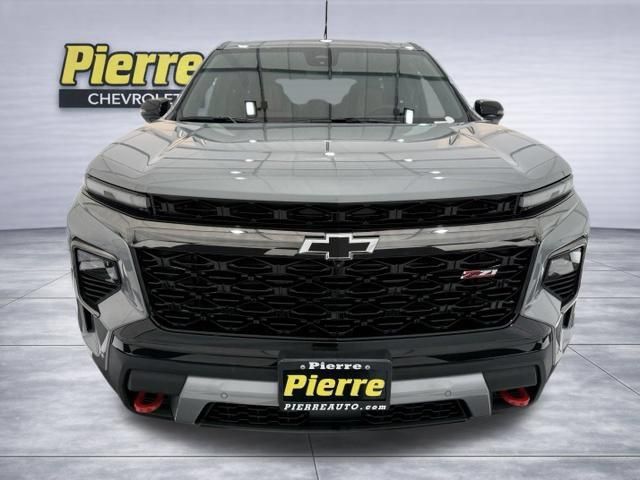 New 2027 Chevrolet Traverse Z71 w/ Enhanced Driving Package AWD/4WD image 8